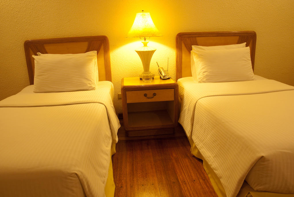 Sea Wind Resort Balabag  Oda fotoğraf